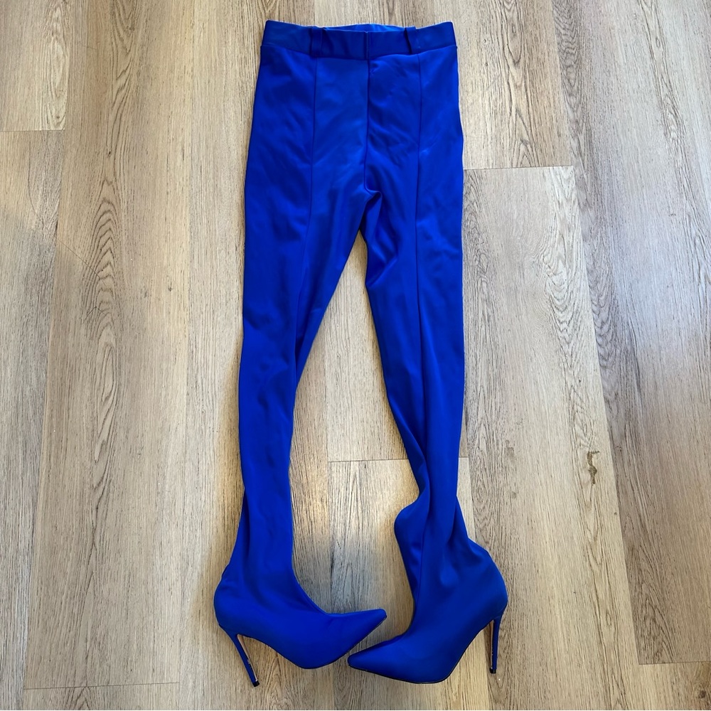 Disco pants w attached heel